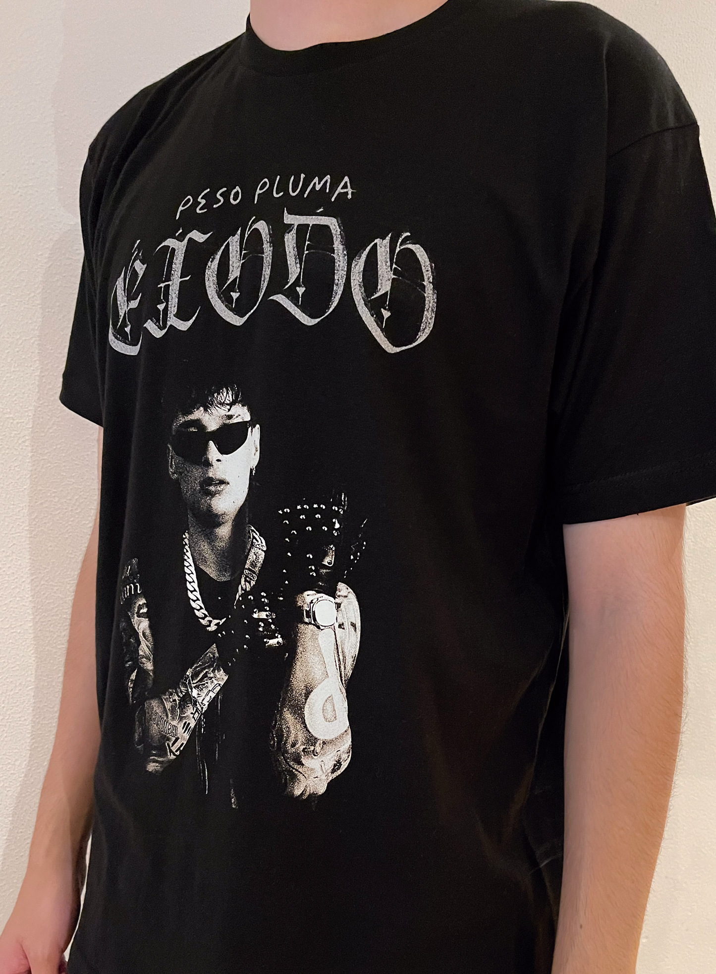 Camiseta Éxodo Hassan Peso Pluma