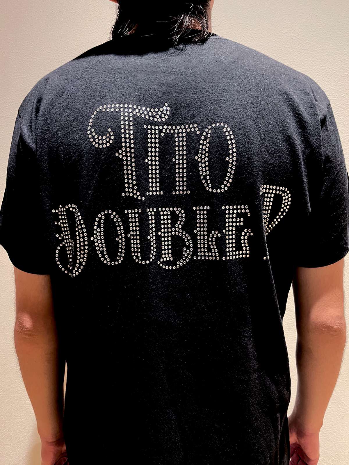 Camiseta unisex Tito Double P en pedrería color plata
