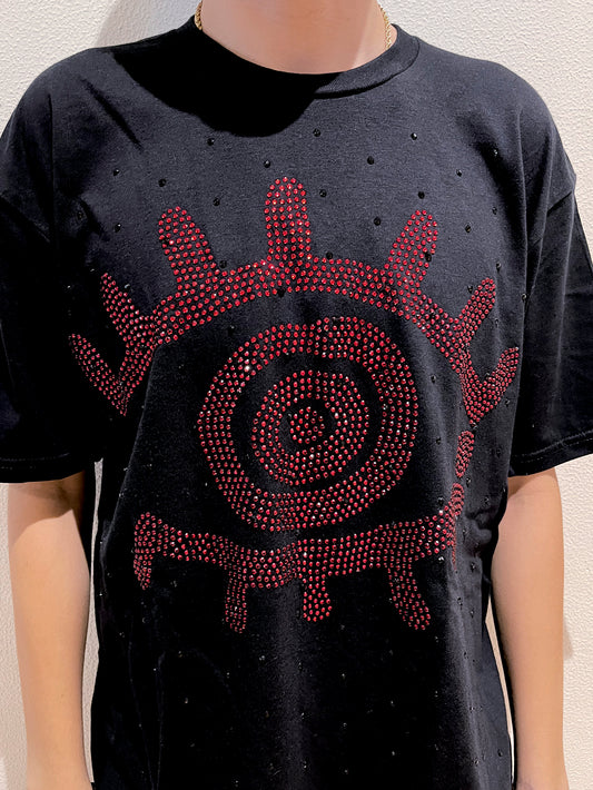 Playera 111XPANTIA de Fuerza Regida en pedrería