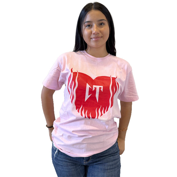 Playera color negro y rosa con el corazón CT fire